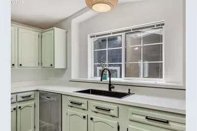38148 Labiske Ln, Astoria, OR 97103 - Photo 11
