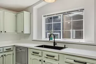 38148 Labiske Ln, Astoria, OR 97103 - Photo 11