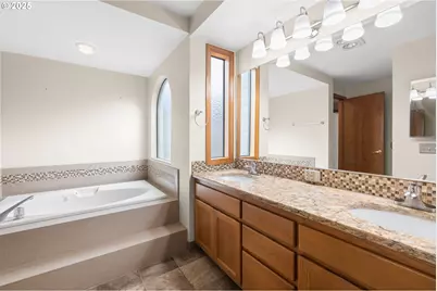 15609 NE Summerplace Dr, Portland, OR 97230 - Photo 15