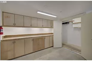 10521 NE Cedar Falls Loop, Hillsboro, OR 97006 - Photo 31