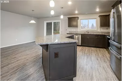 981 Schaffran Rd, Castle Rock, WA 98611 - Photo 9