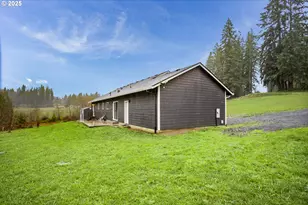 981 Schaffran Rd, Castle Rock, WA 98611 - Photo 3