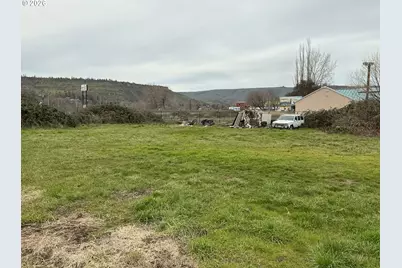 2630 W 2nd St, The Dalles, OR 97058 - Photo 5