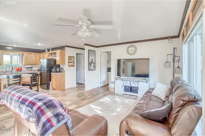 6824 SW Galley Ave, Lincoln City, OR 97367 - Photo 9