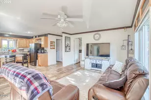 6824 SW Galley Ave, Lincoln City, OR 97367 - Photo 9