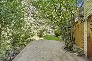 20367 SW Tremont Way, Beaverton, OR 97007 - Photo 37