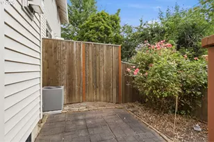 12920 SW Cherry Blossom Ct, Beaverton, OR 97008 - Photo 33