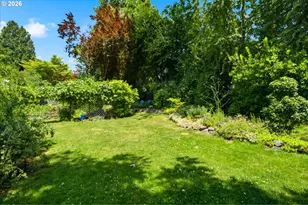 4920 SW 31st Dr, Portland, OR 97239 - Photo 27