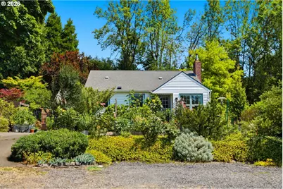 4920 SW 31st Dr, Portland, OR 97239 - Photo 1