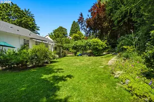 4920 SW 31st Dr, Portland, OR 97239 - Photo 27
