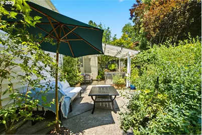 4920 SW 31st Dr, Portland, OR 97239 - Photo 29