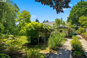 4920 SW 31st Dr, Portland, OR 97239 - Photo 23