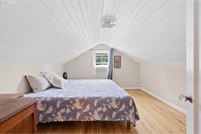 4920 SW 31st Dr, Portland, OR 97239 - Photo 17