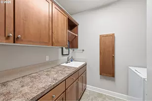 1574 S Redwood St, Canby, OR 97013 - Photo 31