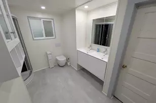 1327 Ash Ave, Cottage Grove, OR 97424 - Photo 5