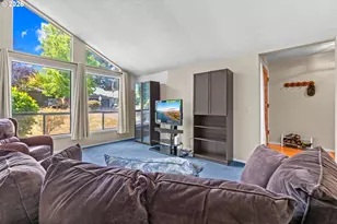 21886 SW Martinazzi Ave, Tualatin, OR 97062 - Photo 5
