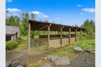 51555 E Cherryville Dr, Sandy, OR 97055 - Photo 41