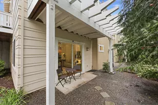 8361 SW 24th Ave, Portland, OR 97219 - Photo 29