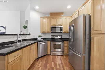 8361 SW 24th Ave, Portland, OR 97219 - Photo 13