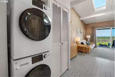 101 13th St #209, Gearhart, OR 97138 - Photo 17