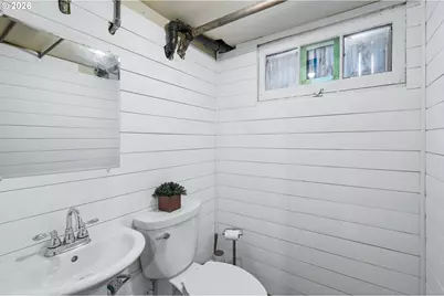 5805 NE Rodney Ave, Portland, OR 97211 - Photo 29