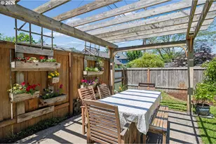 5805 NE Rodney Ave, Portland, OR 97211 - Photo 37