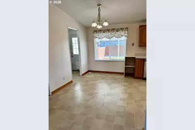 1070 Grove St, Baker City, OR 97814 - Photo 15