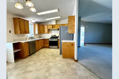 1070 Grove St, Baker City, OR 97814 - Photo 13