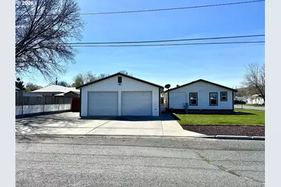1070 Grove St, Baker City, OR 97814 - Photo 27