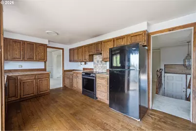 8530 SW Birch St, Portland, OR 97223 - Photo 11