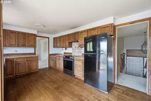 8530 SW Birch St, Portland, OR 97223 - Photo 11