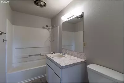 10901 NE 7th St, Vancouver, WA 98664 - Photo 35