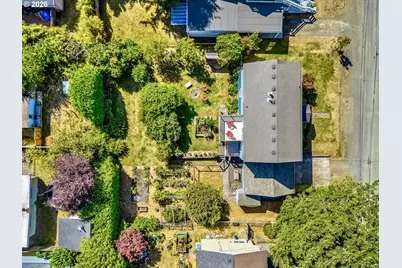 821 14th Ave, Seaside, OR 97138 - Photo 3