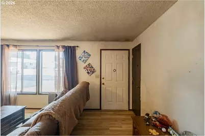 5654 Lompoc Ct S, Salem, OR 97306 - Photo 5