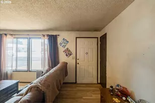 5654 Lompoc Ct S, Salem, OR 97306 - Photo 5