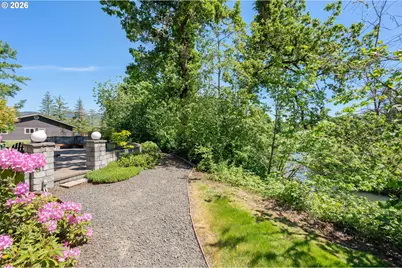 35282 McKenzie View Dr, Springfield, OR 97478 - Photo 35