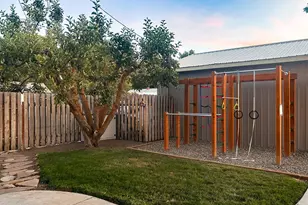 2305 16th St, Baker City, OR 97814 - Photo 29