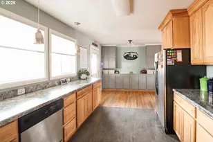 2305 16th St, Baker City, OR 97814 - Photo 5