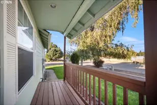 114 18th St, La Grande, OR 97850 - Photo 27