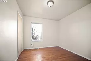 114 18th St, La Grande, OR 97850 - Photo 13