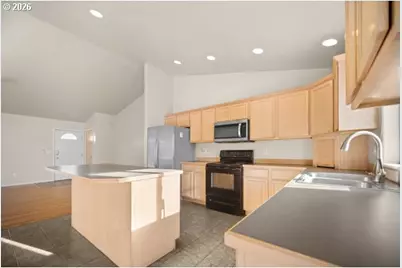 114 18th St, La Grande, OR 97850 - Photo 5