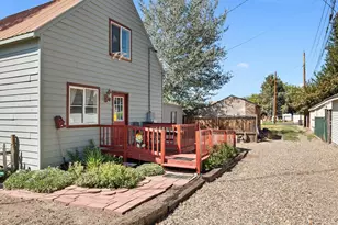 2420 9th St, Baker City, OR 97814 - Photo 7