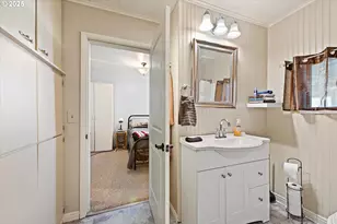 2420 9th St, Baker City, OR 97814 - Photo 19