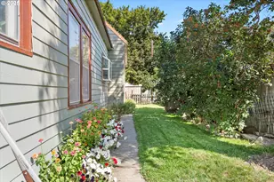 2420 9th St, Baker City, OR 97814 - Photo 9