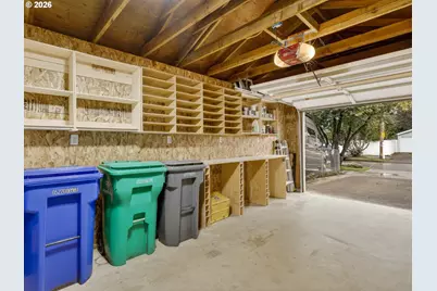 3245 NE 55th Ave, Portland, OR 97213 - Photo 39