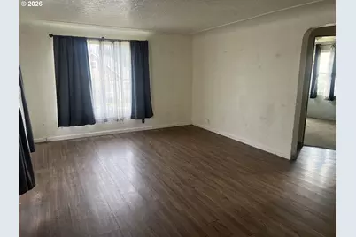 210 Hoyt St, Salem, OR 97302 - Photo 9