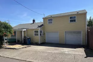 210 Hoyt St, Salem, OR 97302 - Photo 1