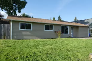 141 Hood St, Oregon City, OR 97045 - Photo 1