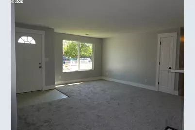 141 Hood St, Oregon City, OR 97045 - Photo 3