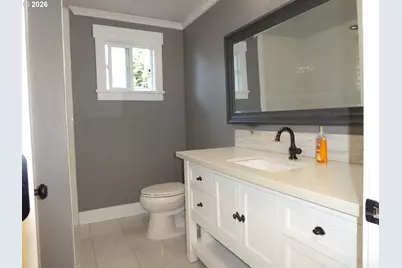 141 Hood St, Oregon City, OR 97045 - Photo 5